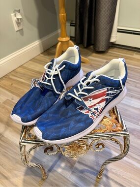 Men's Blue New England Patriots Sneakers - EUC size 10.5